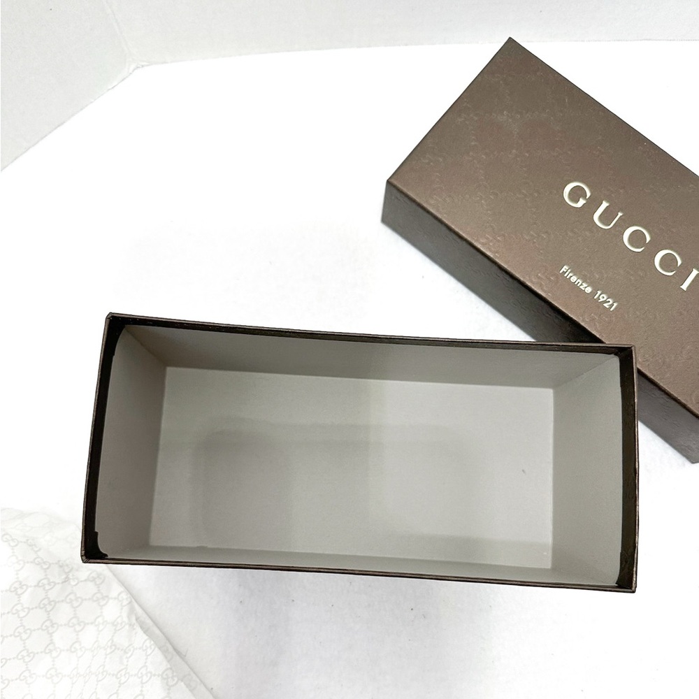 Gucci Authentic Gift Box with Tissue | Classic Brown Embossed GG Pattern Gs - Picture 2 of 14